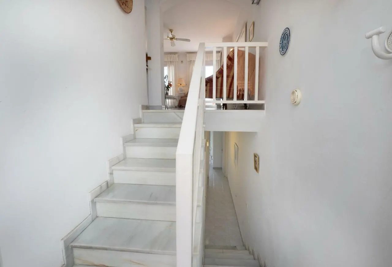 Urb. Paraiso Blanco Villa Nerja