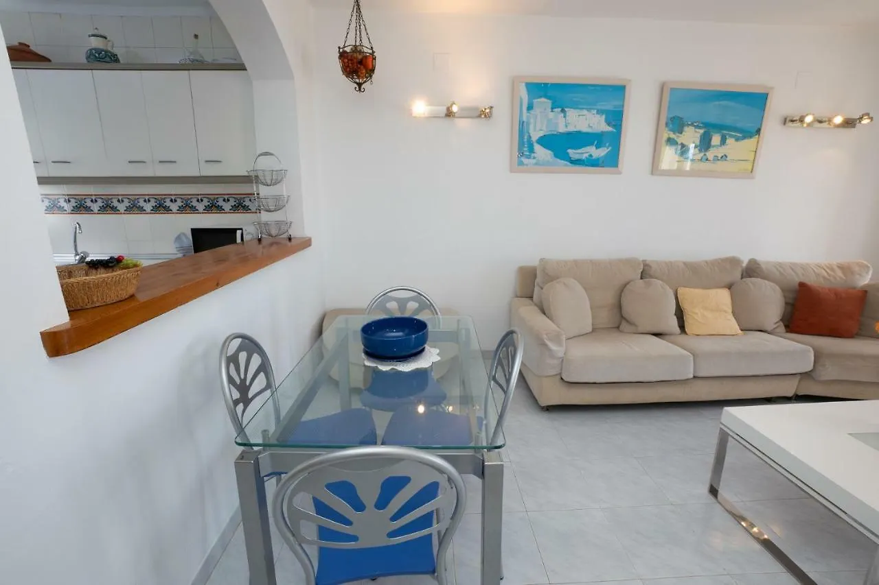 Urb. Paraiso Blanco Villa Nerja 0*,